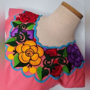Vintage 70s Pink Mexican Floral Embroidered Peasant Blouse Small XS 36  Boho